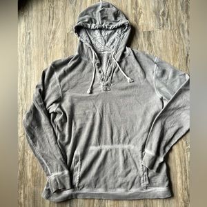Lightweight sweatshirt
